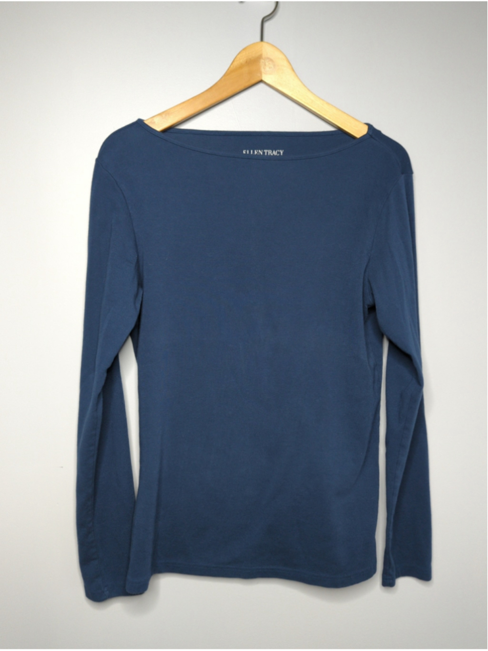 Ellen Tracy Blue Boatneck Long Sleeve Knit Top Size Medium Made in Canada